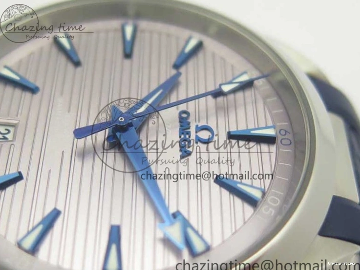0501 Aqua Terra 150M Master Chronometers VSF 1:1 Best Edition Gray Dial Blue Hand on Blue Rubber Strap A8900 Super Clone HighQuality 8004